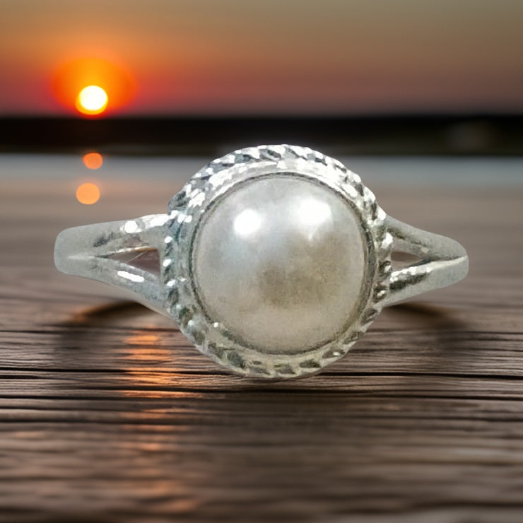 Pearl Ring