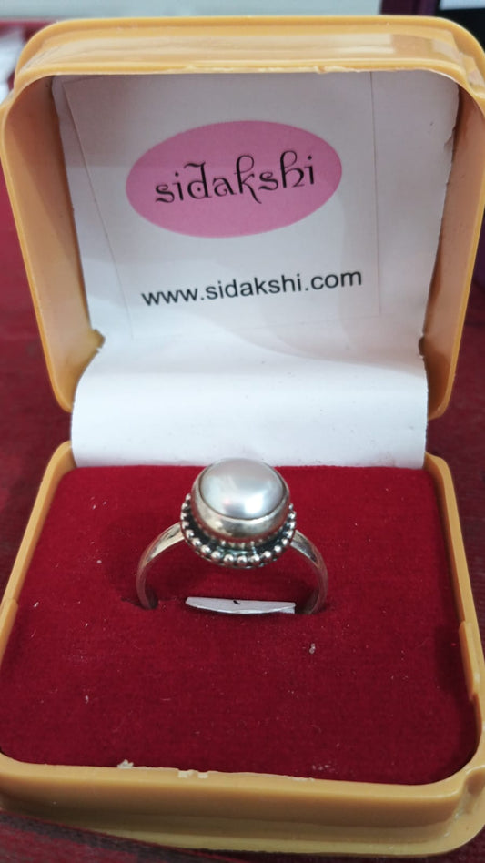 Unisex Pearl Ring